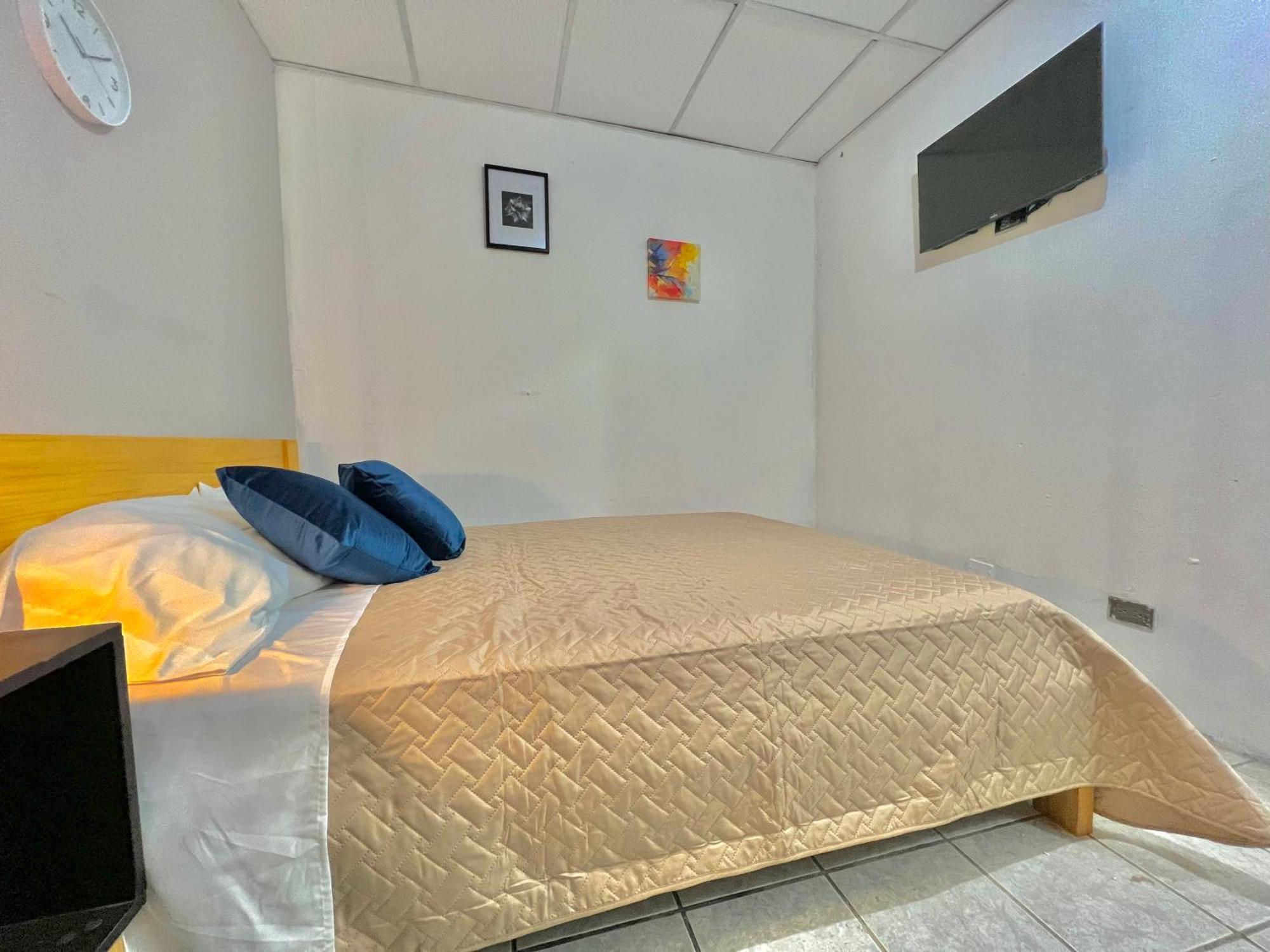 Hotel Citadin Zona 4 Guatemala City ภายนอก รูปภาพ